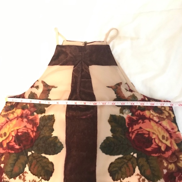 Velvet Floral Tank Top - Picture 8 of 13